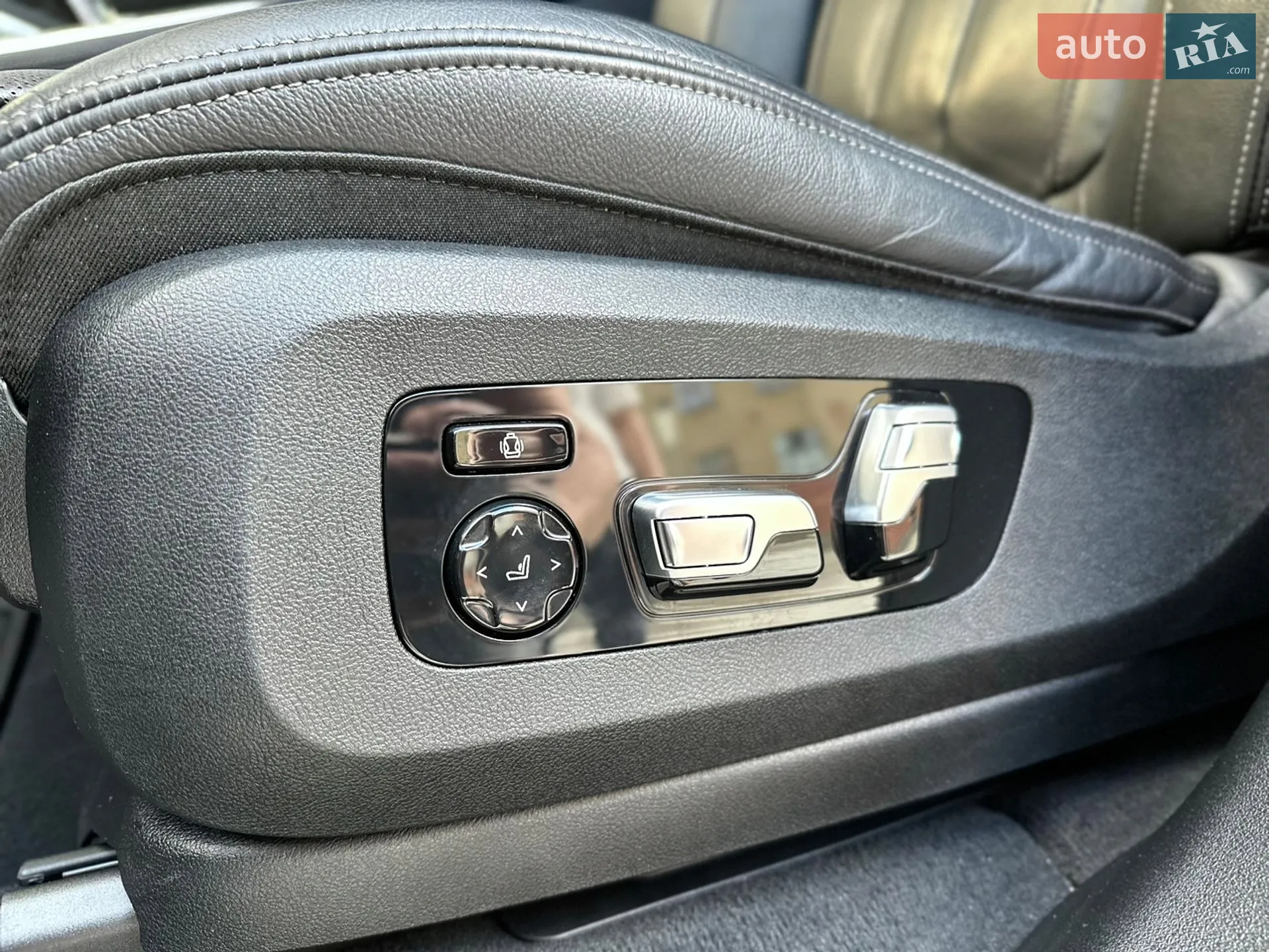2021 BMW X5 - мініатюра 47