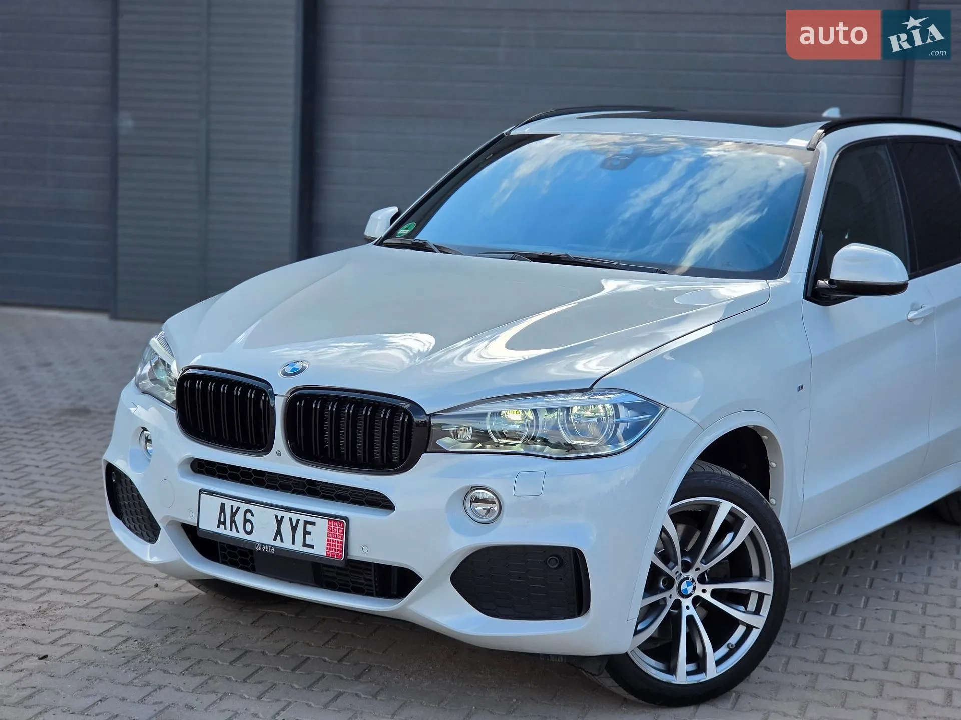 2017 BMW X5 - мініатюра 10