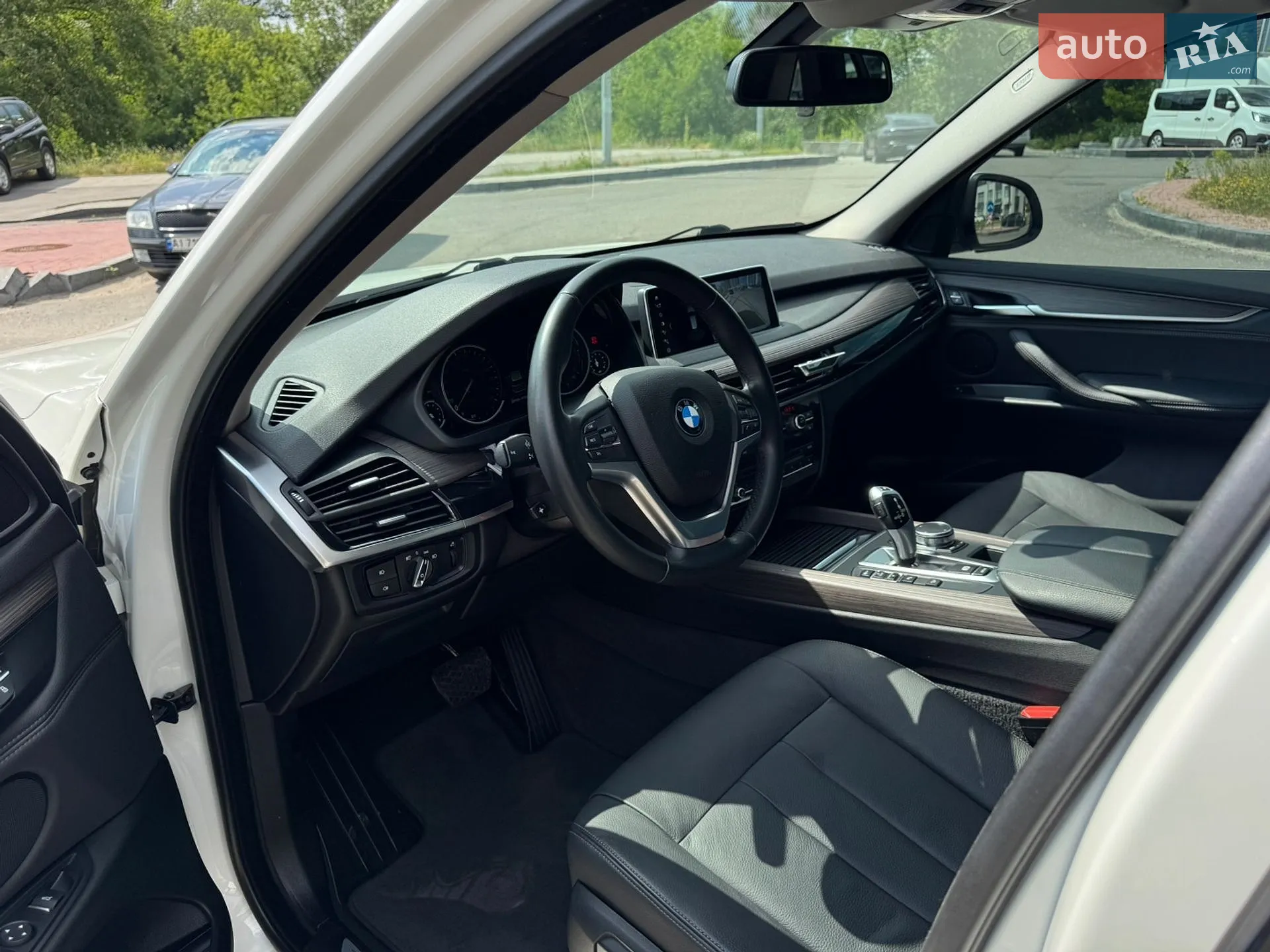 2017 BMW X5 - мініатюра 16