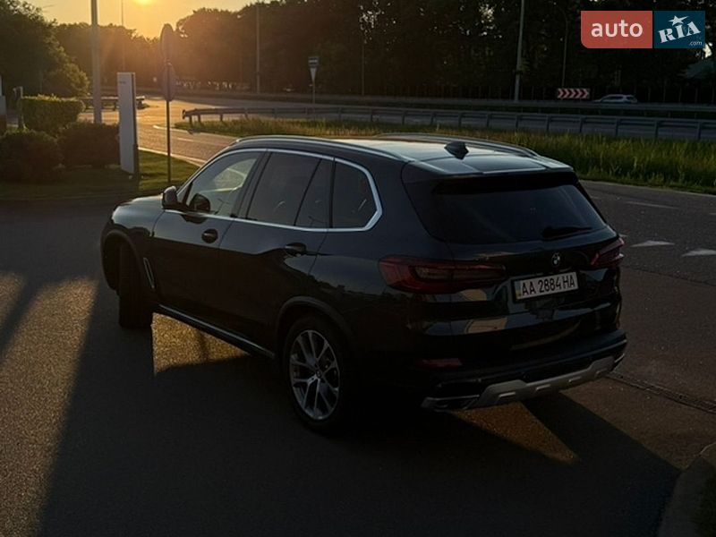 Внедорожник / Кроссовер BMW X5 2018 в Киеве