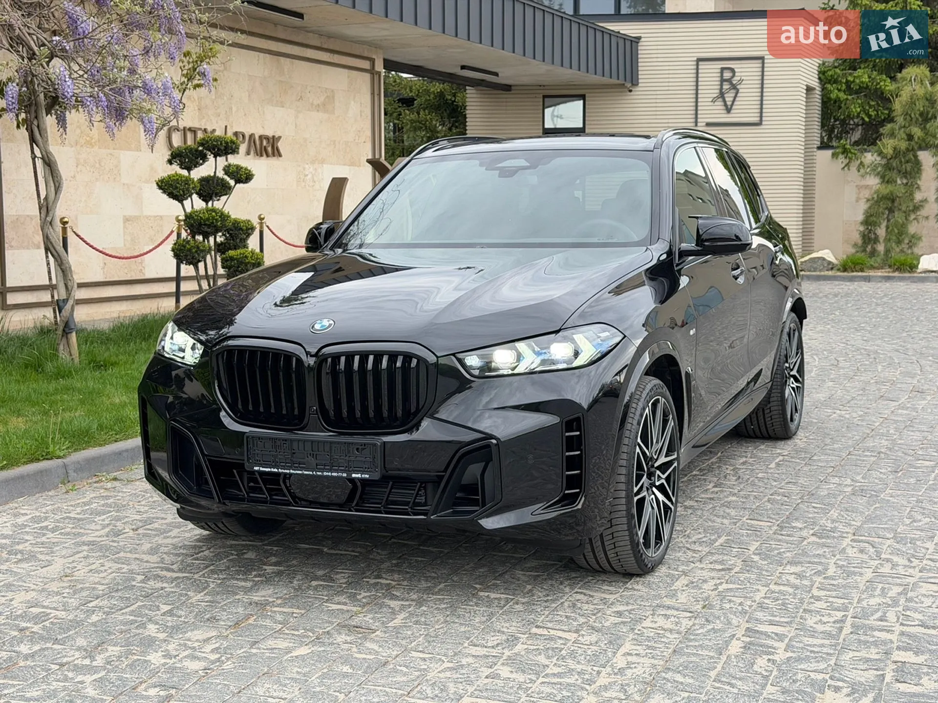 2025 BMW X5 - мініатюра 4
