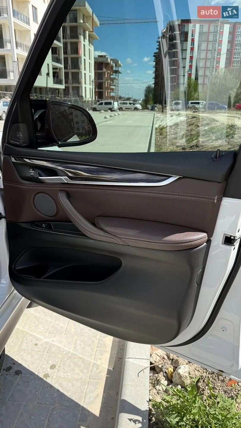2017 BMW X5 - мініатюра 26