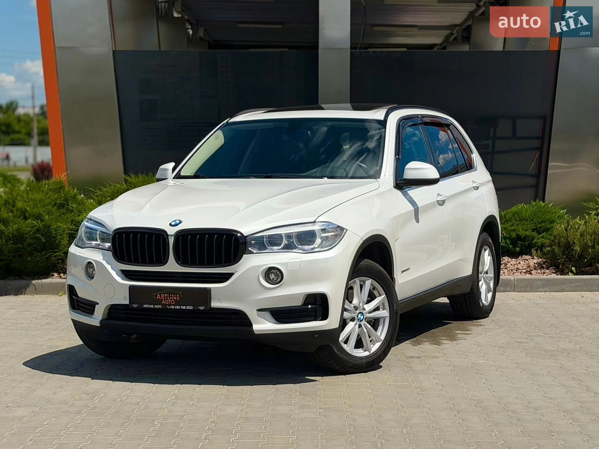 2015 BMW X5 - мініатюра 2