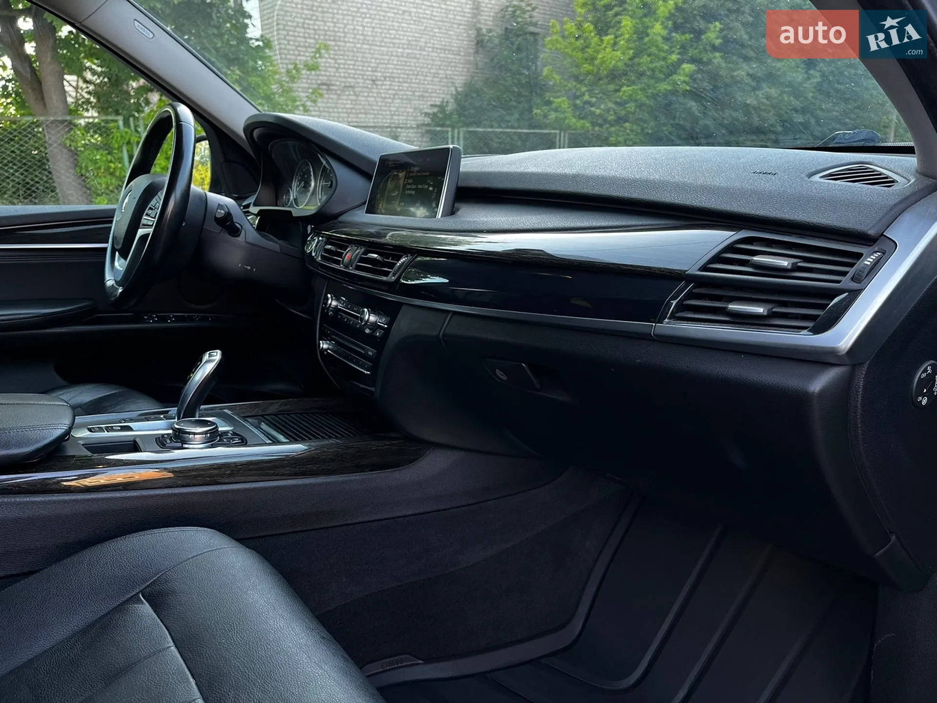 2016 BMW X5 - мініатюра 16