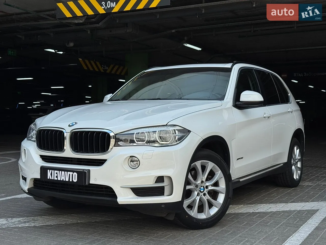 2015 BMW X5 - мініатюра 18