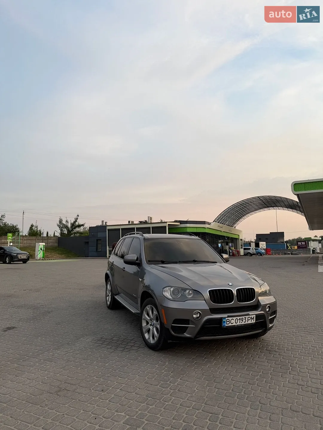 2010 BMW X5 - мініатюра 2