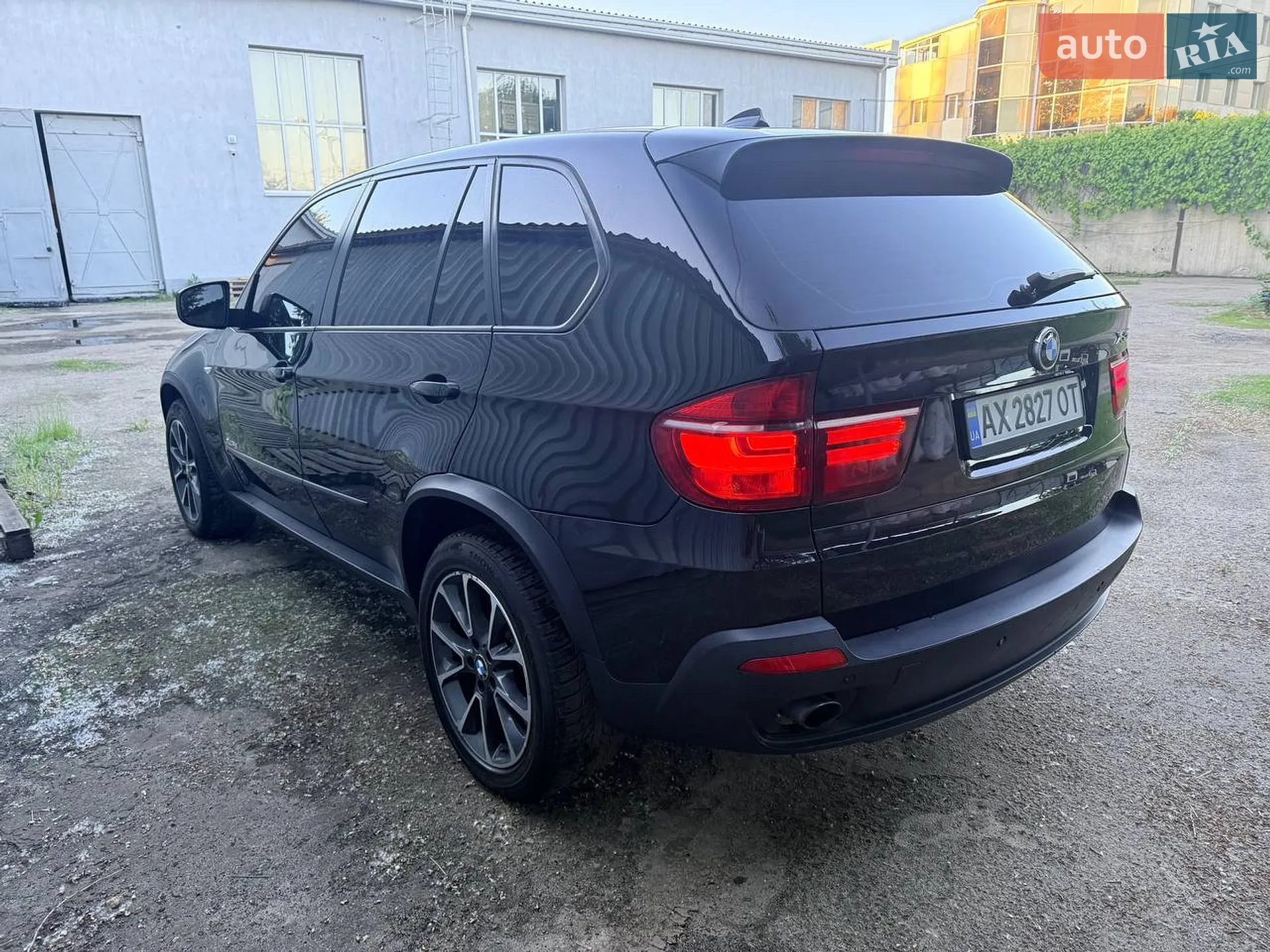 2010 BMW X5 - мініатюра 13