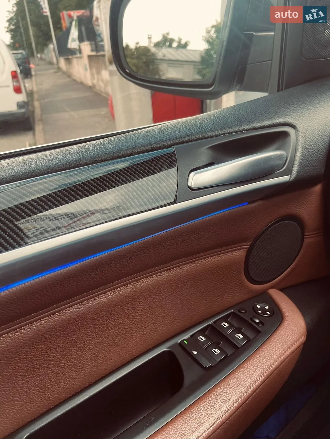 2010 BMW X5 - мініатюра 10