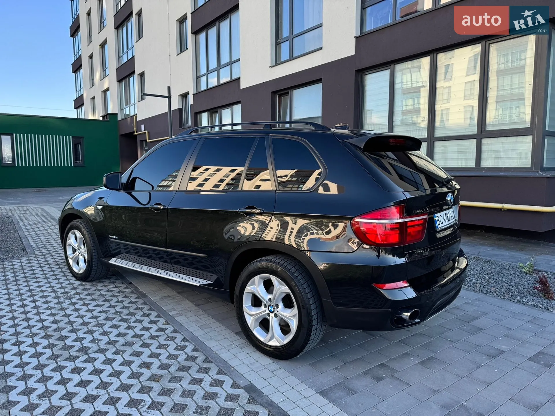 2010 BMW X5 - мініатюра 9