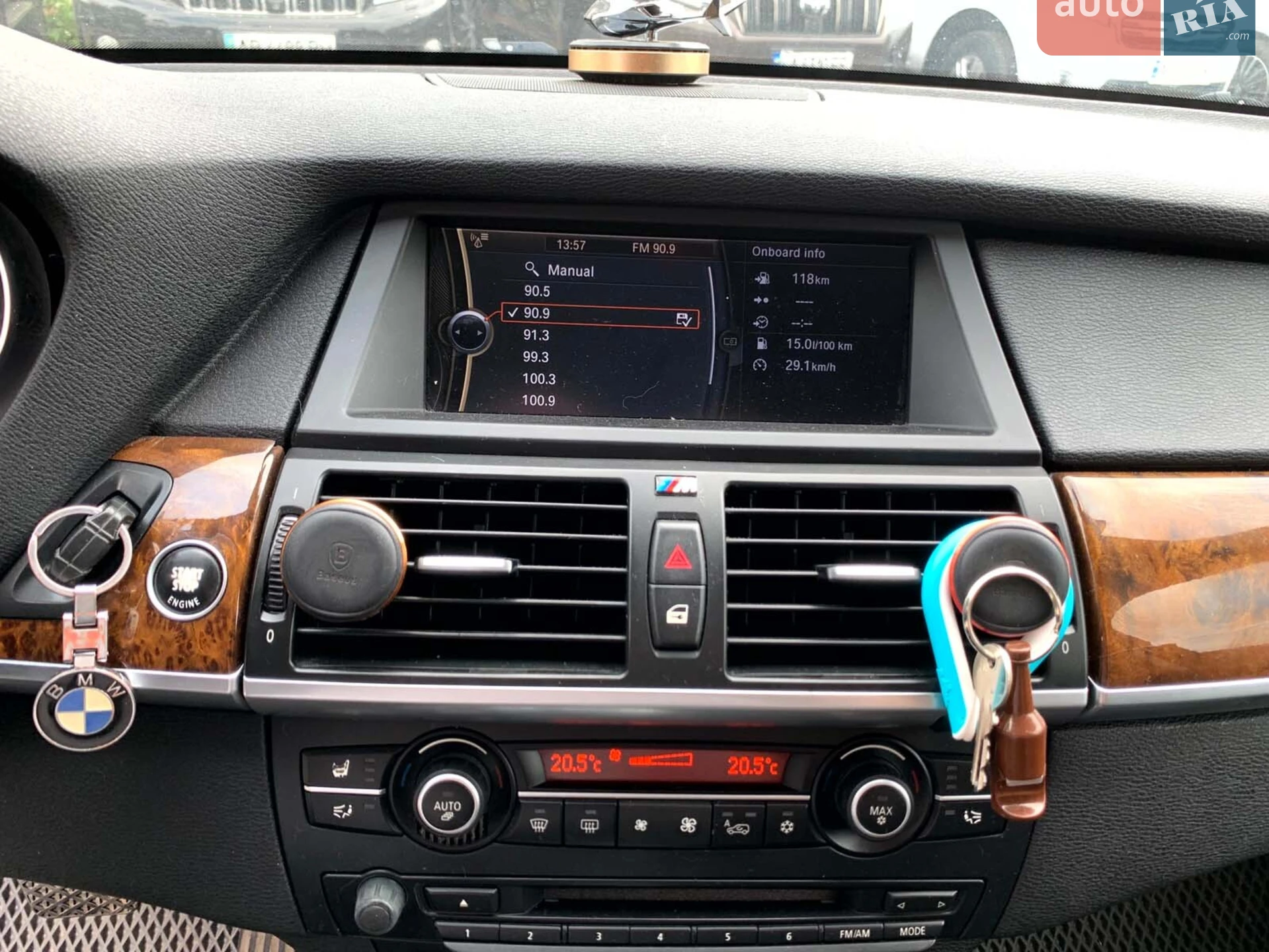 2010 BMW X5 - мініатюра 20