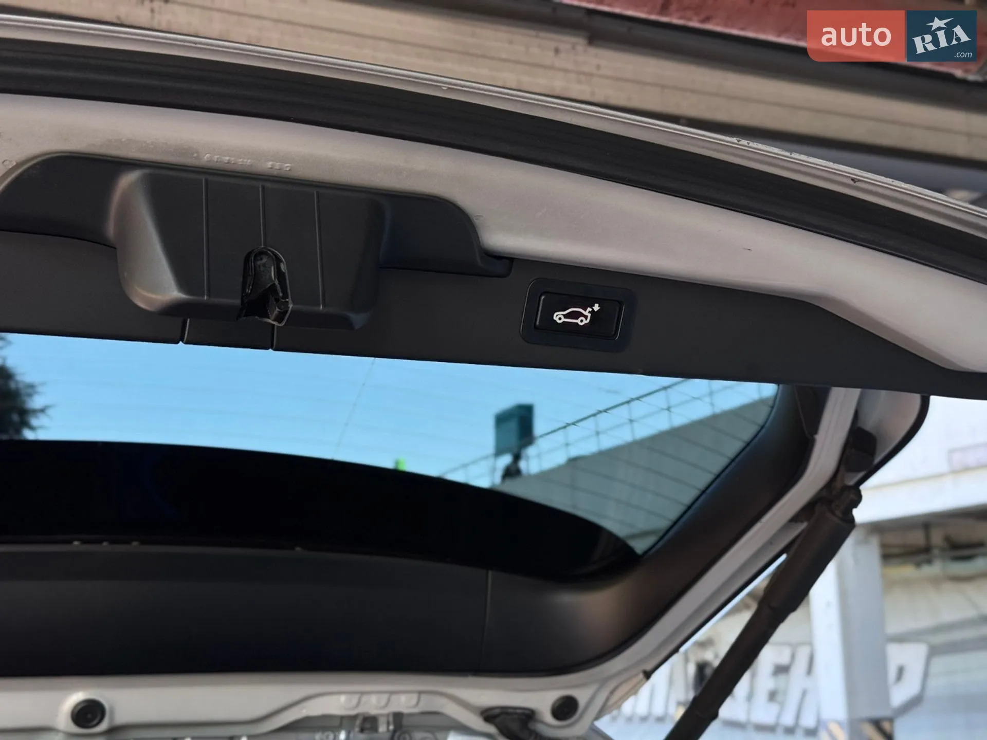 2011 BMW X5 - мініатюра 42