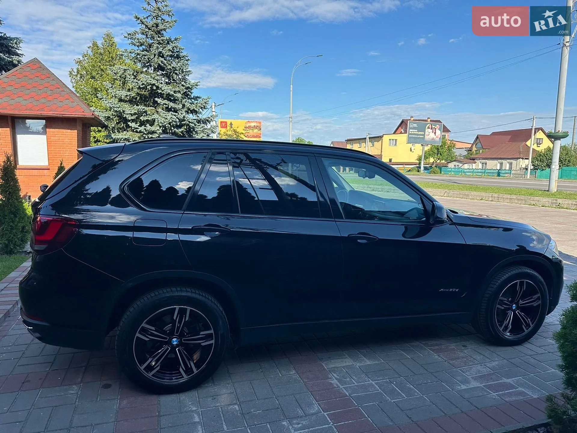 2017 BMW X5 - мініатюра 3