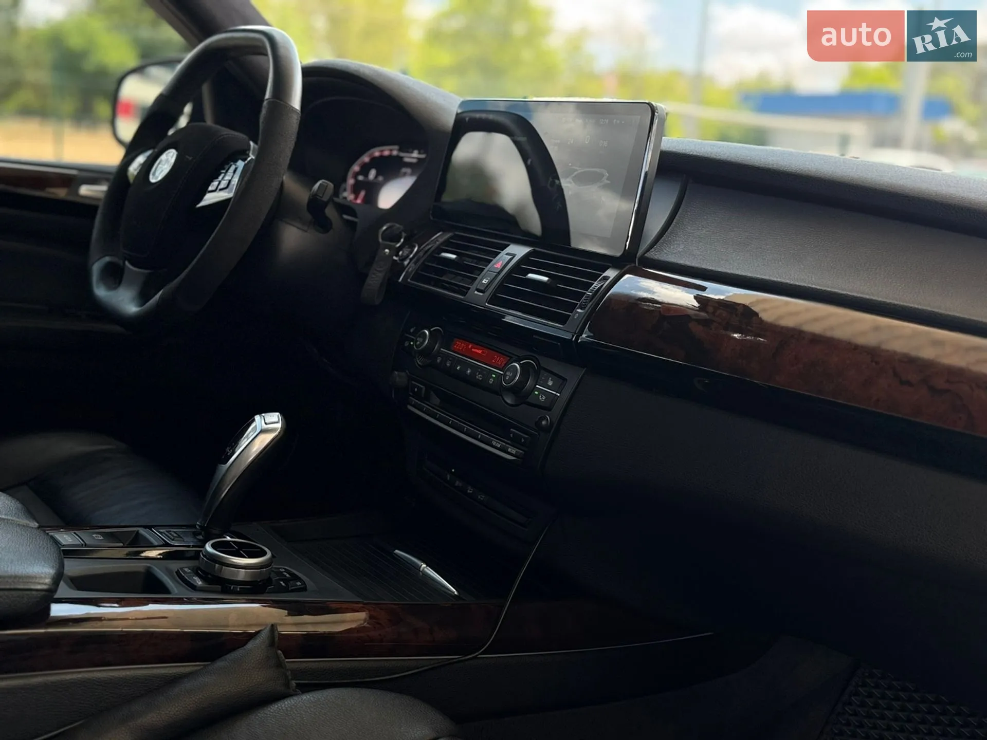 2010 BMW X5 - мініатюра 21