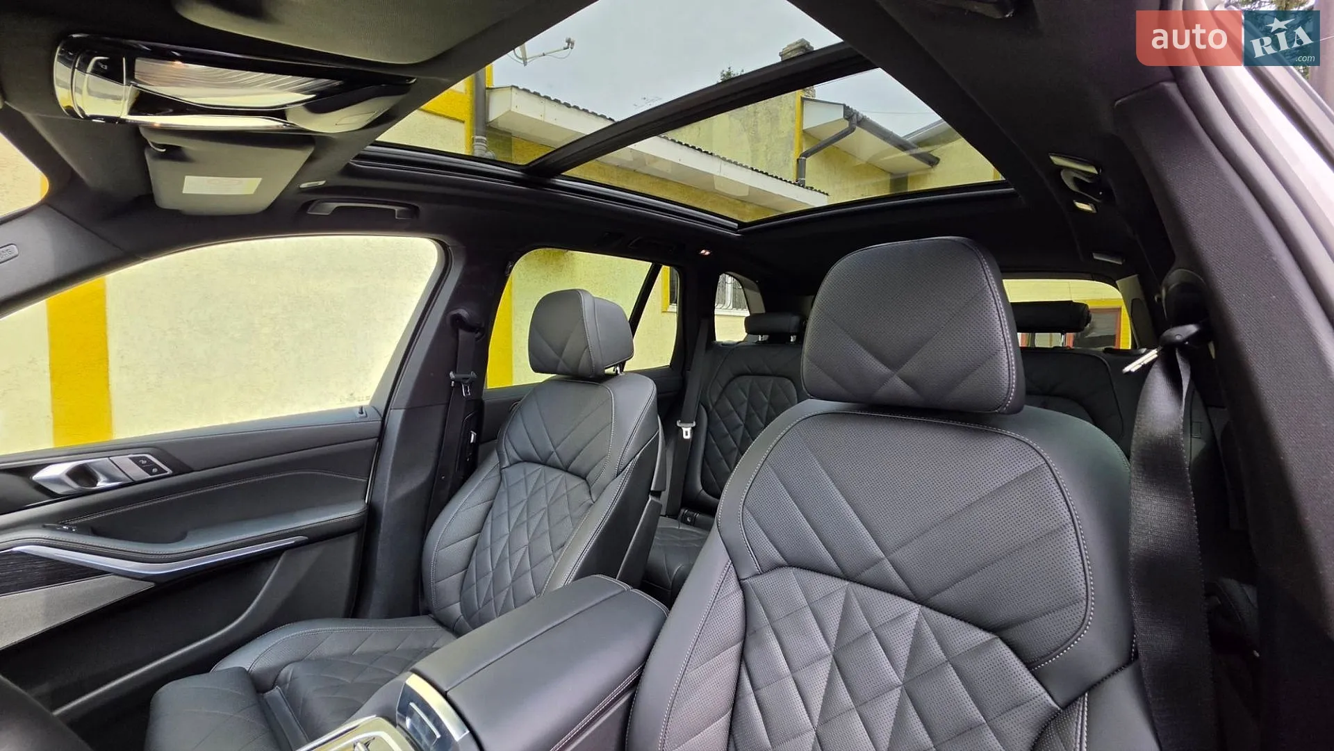 2025 BMW X5 - мініатюра 23
