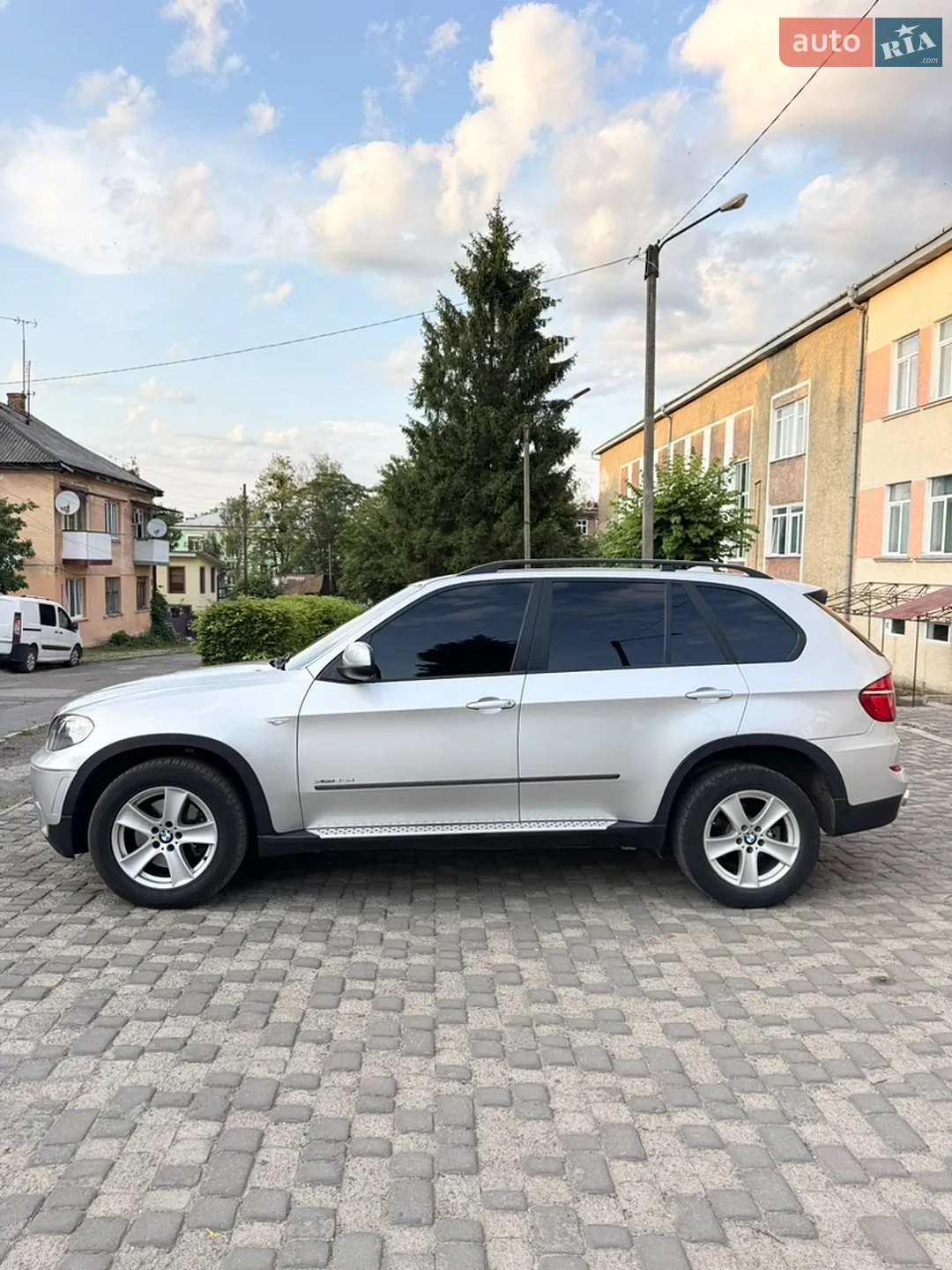 2010 BMW X5 - мініатюра 7