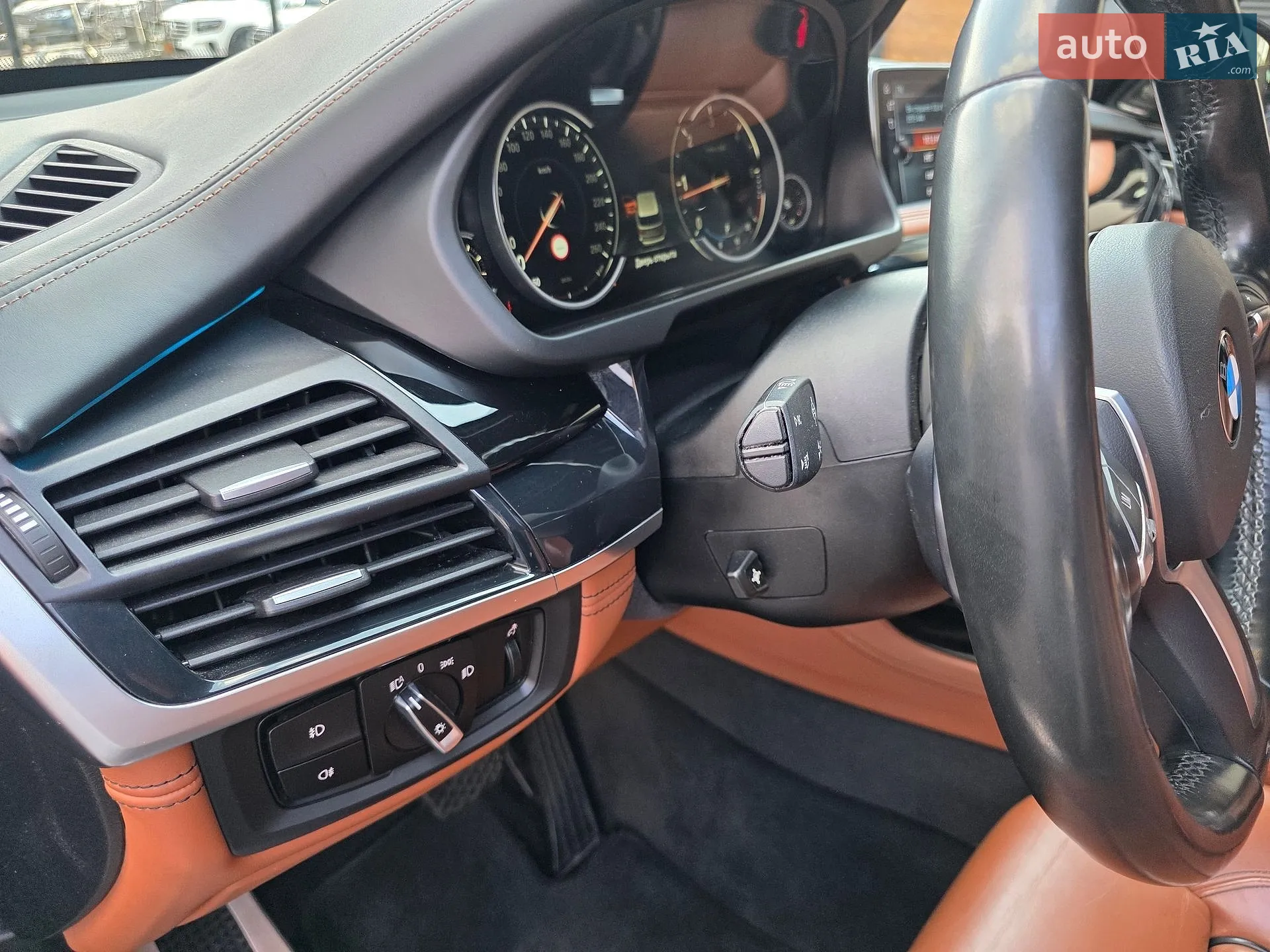 2017 BMW X5 - мініатюра 39