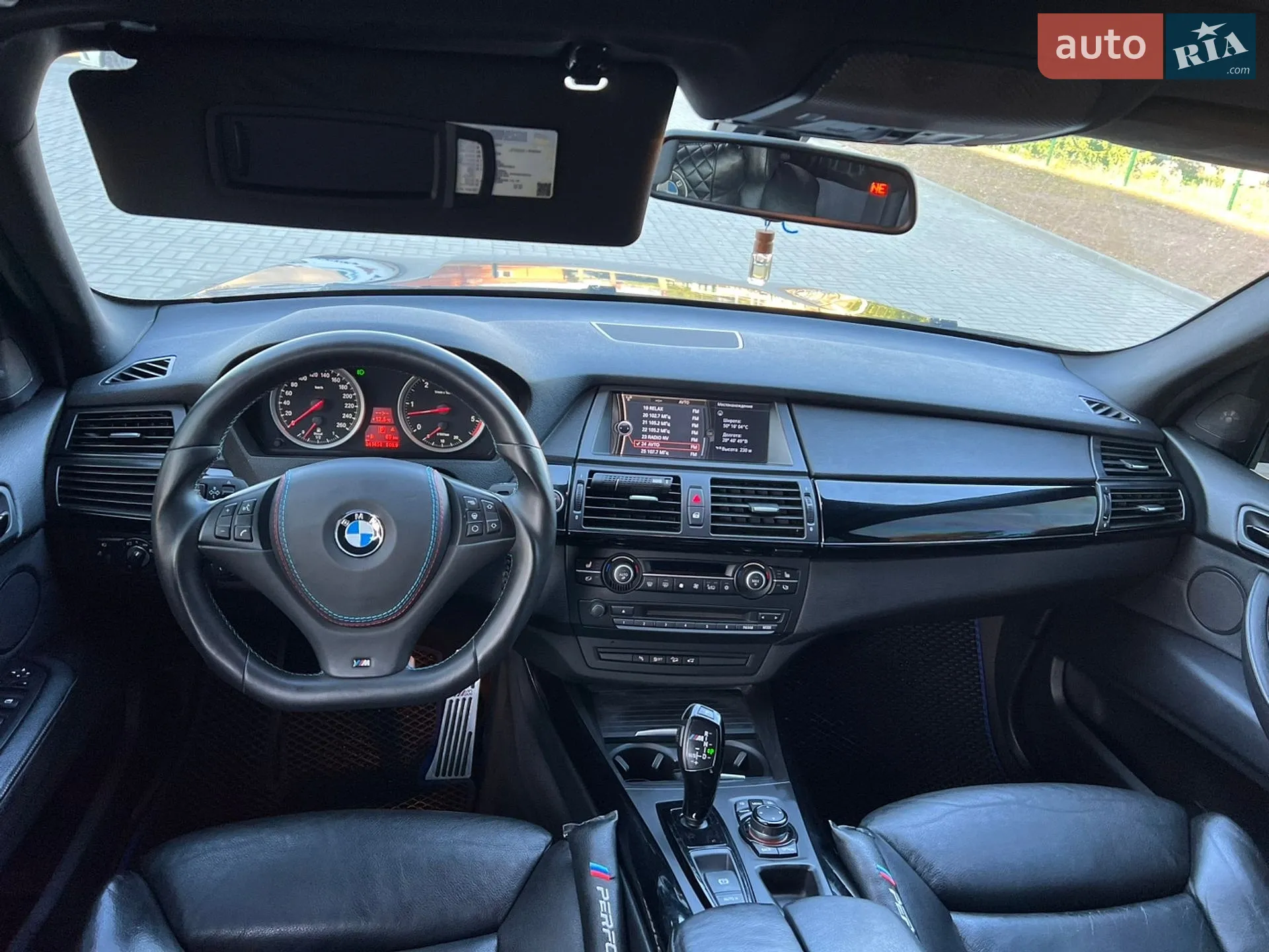 2010 BMW X5 - мініатюра 22