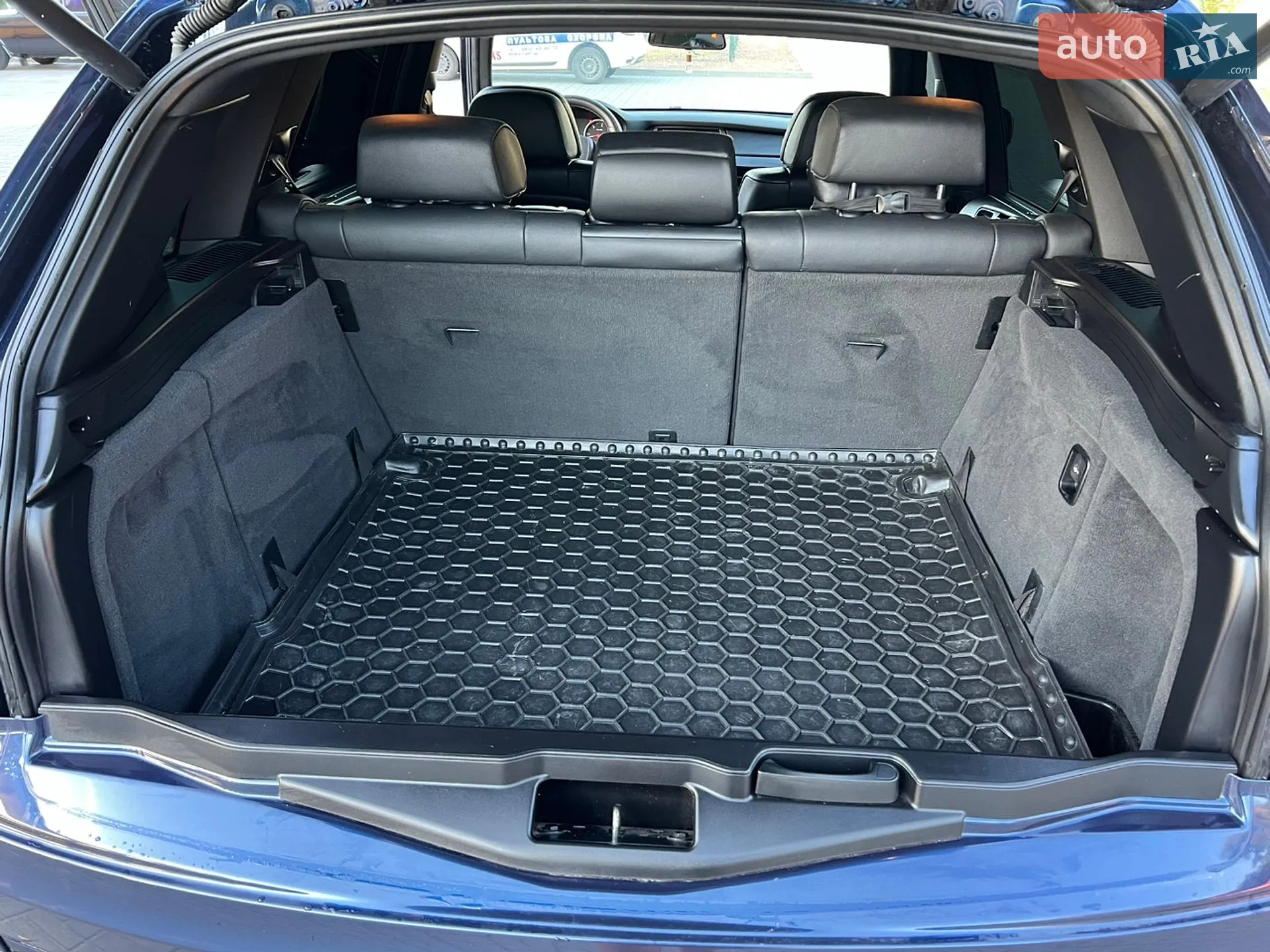 2010 BMW X5 - мініатюра 29