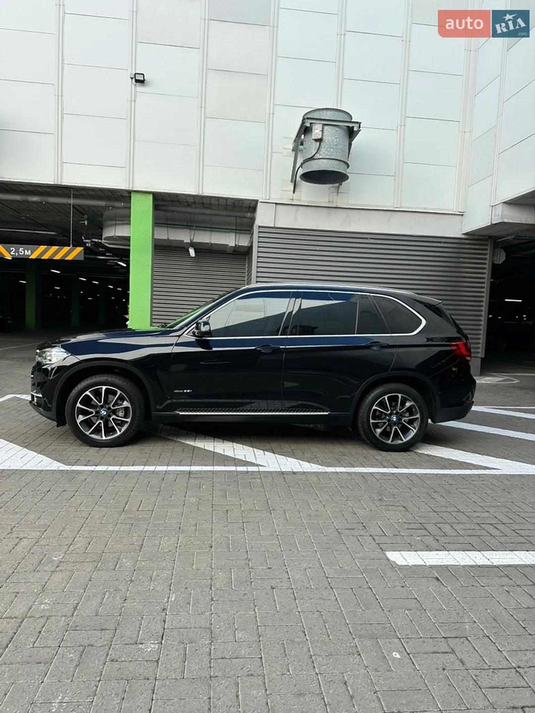 2015 BMW X5 - мініатюра 2