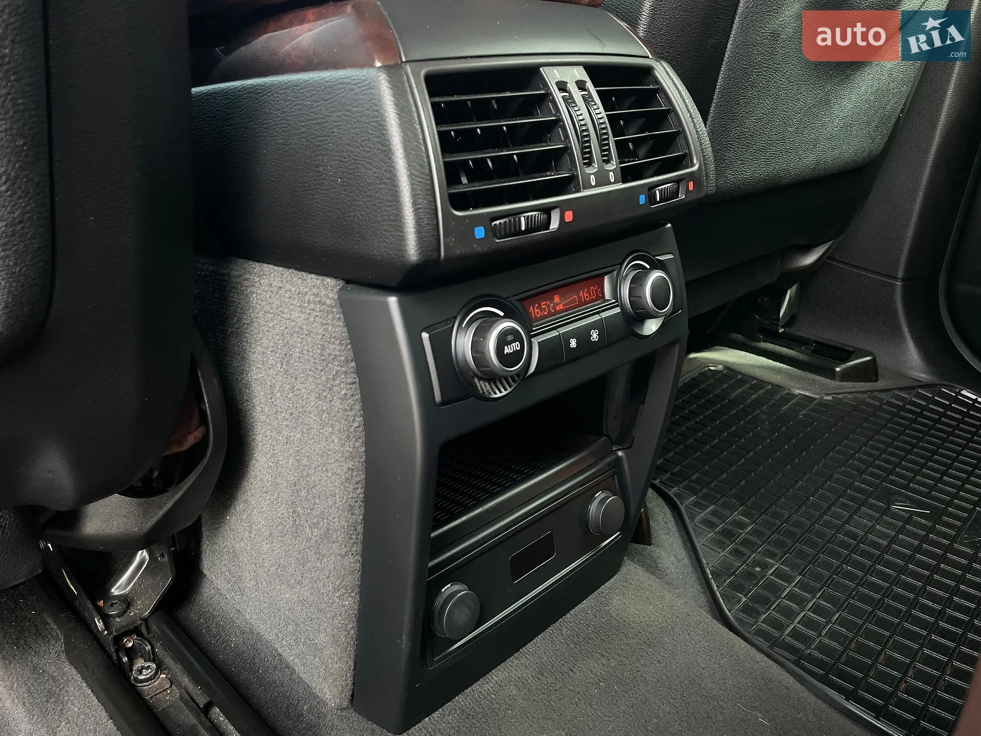 2010 BMW X5 - мініатюра 105