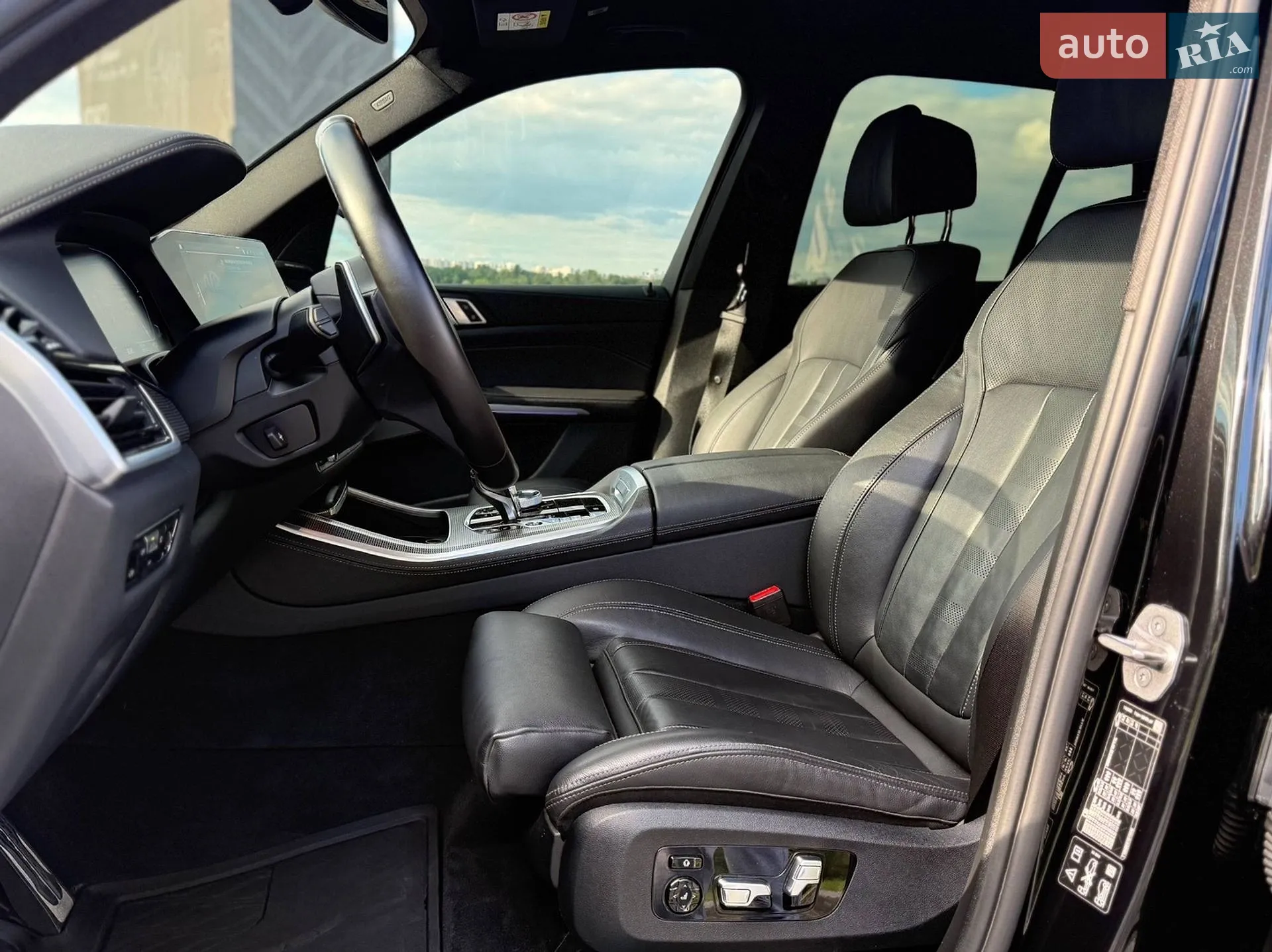 2022 BMW X5 - мініатюра 24