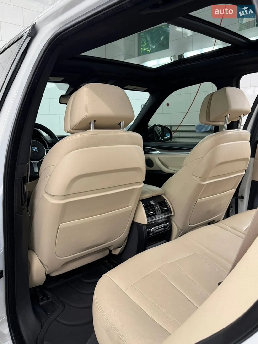 2016 BMW X5 - мініатюра 4