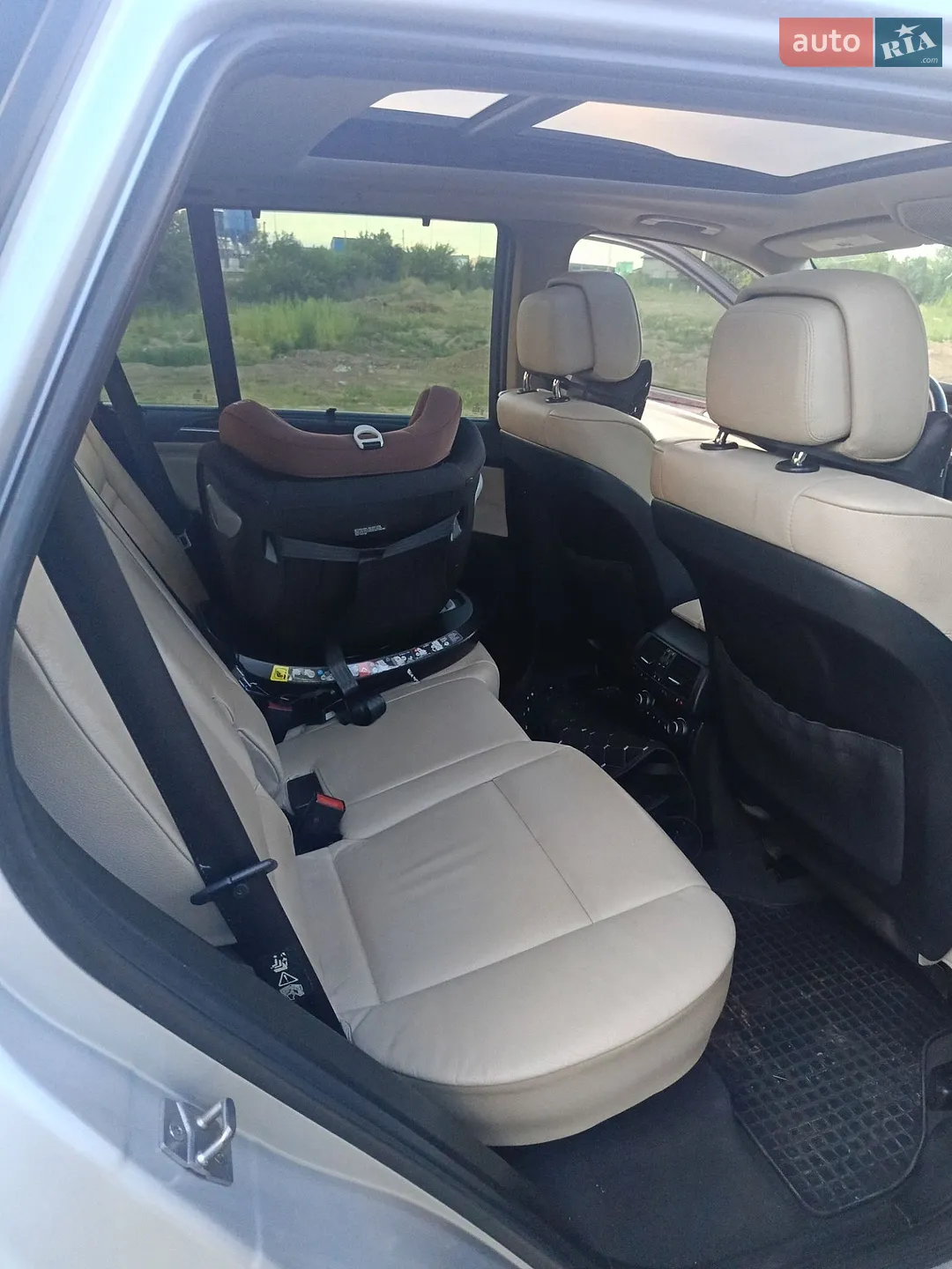 2010 BMW X5 - мініатюра 41