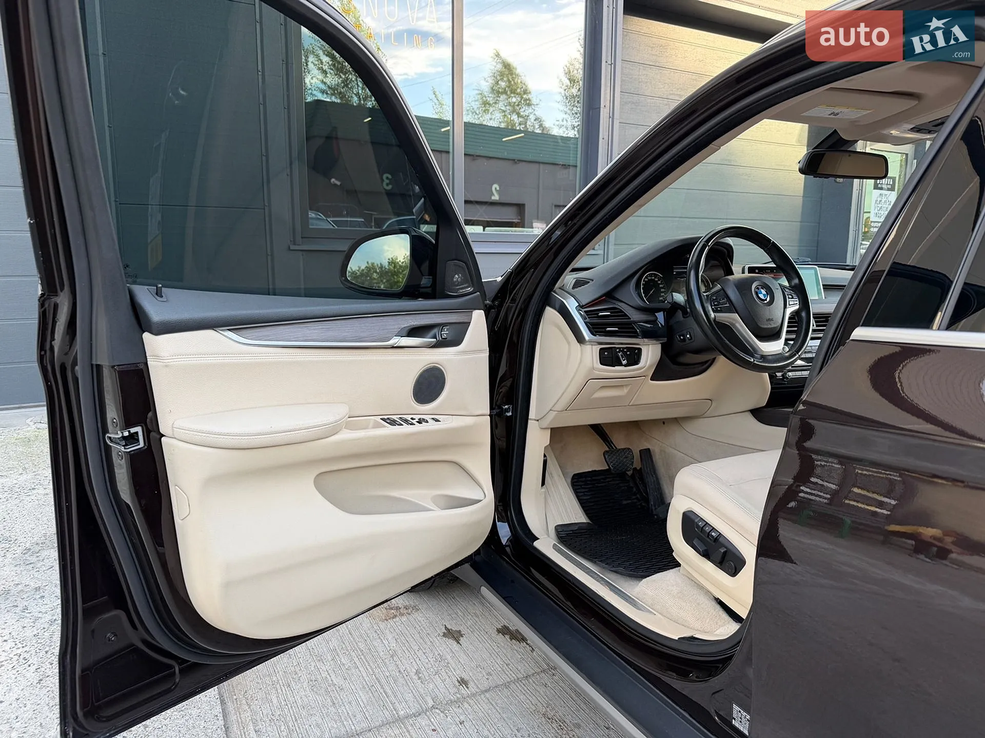 2016 BMW X5 - мініатюра 21
