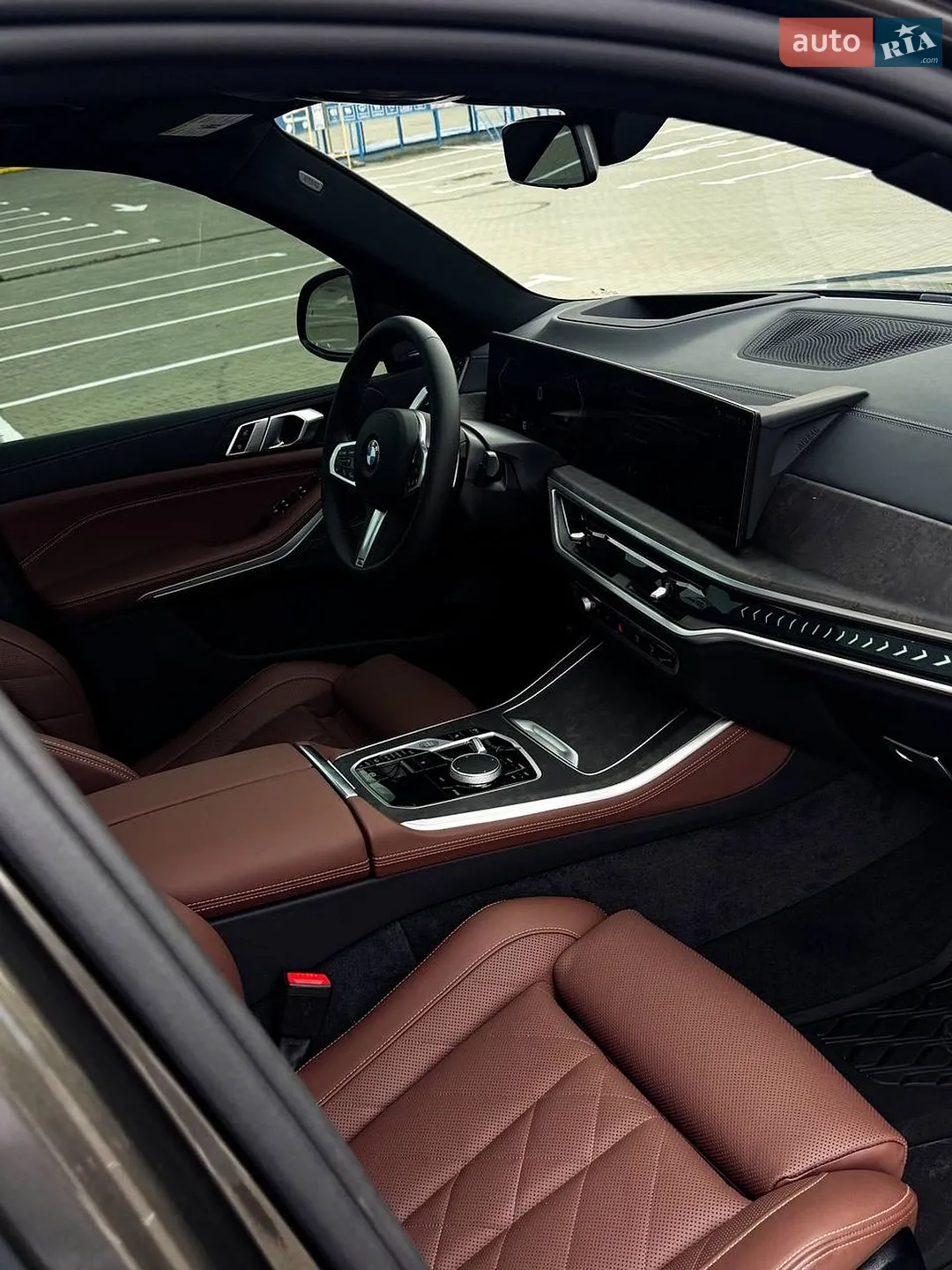 2025 BMW X5 - мініатюра 18