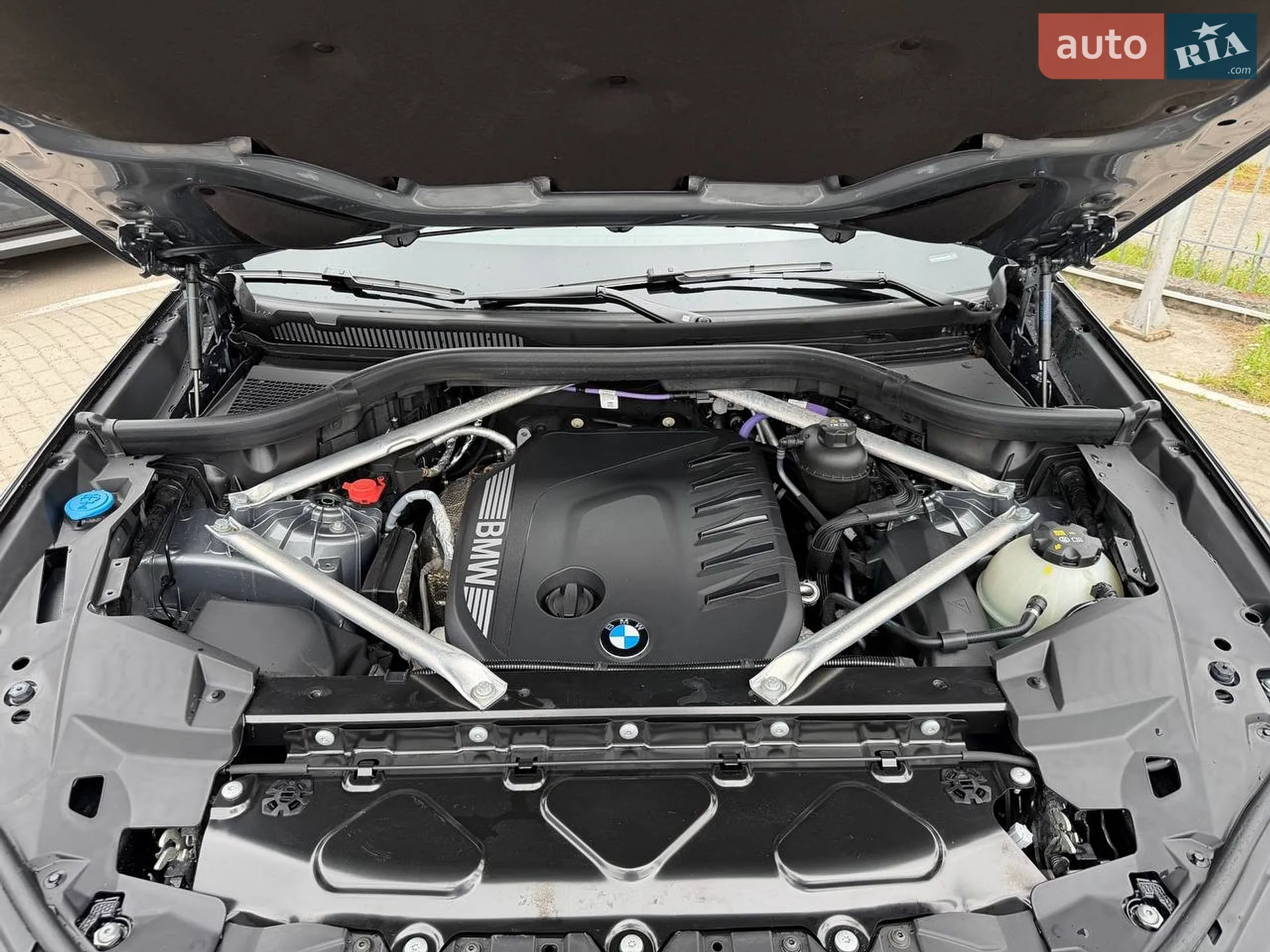 2025 BMW X5 - мініатюра 61