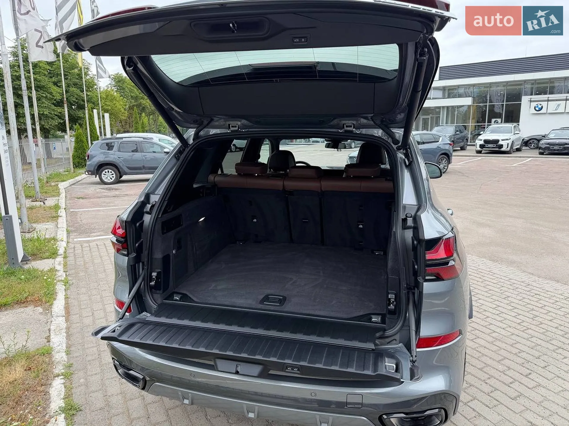 2025 BMW X5 - мініатюра 13