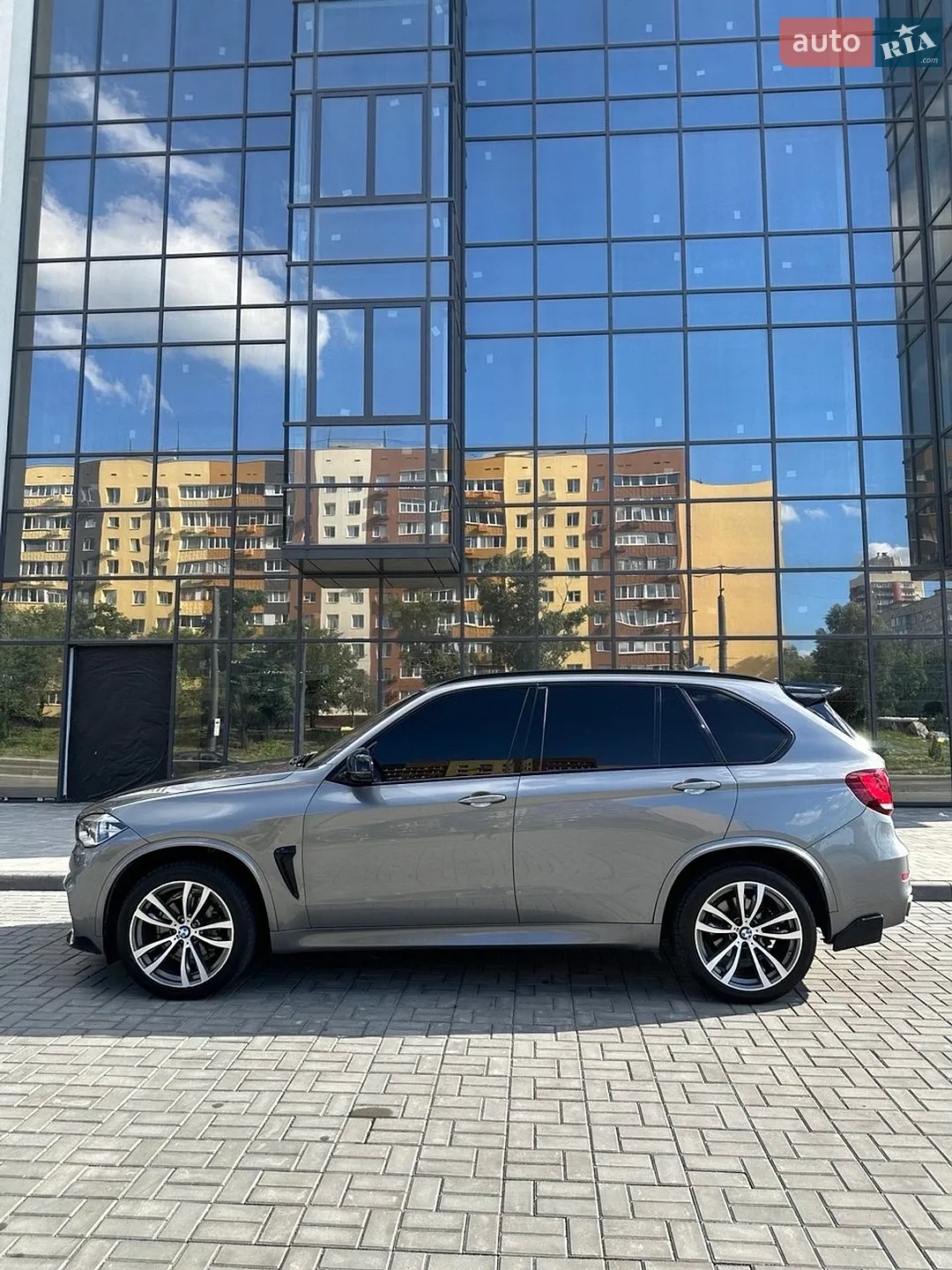 2017 BMW X5 - мініатюра 3