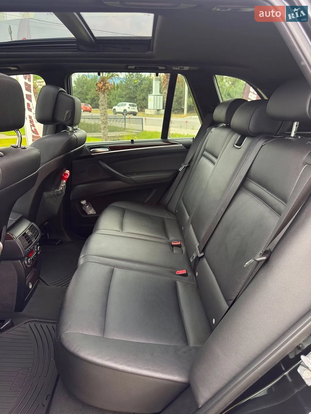 2010 BMW X5 - мініатюра 7