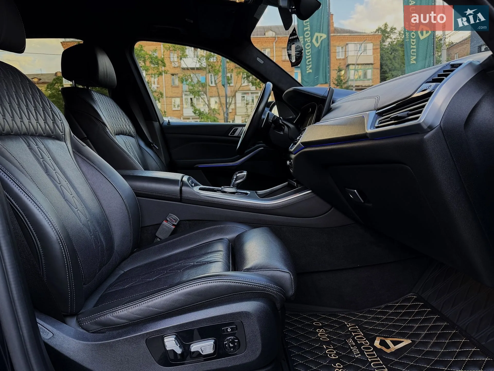2021 BMW X5 - мініатюра 40