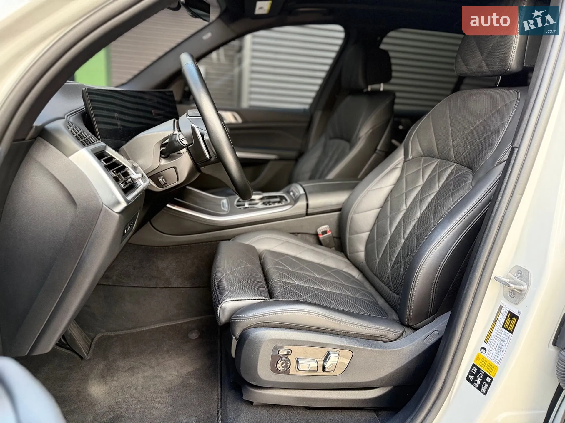2023 BMW X5 - мініатюра 15