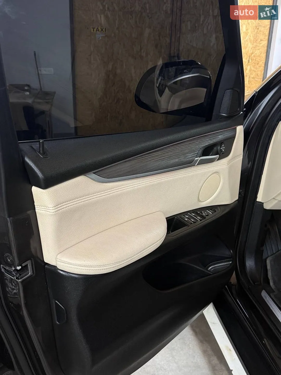 2016 BMW X5 - мініатюра 18
