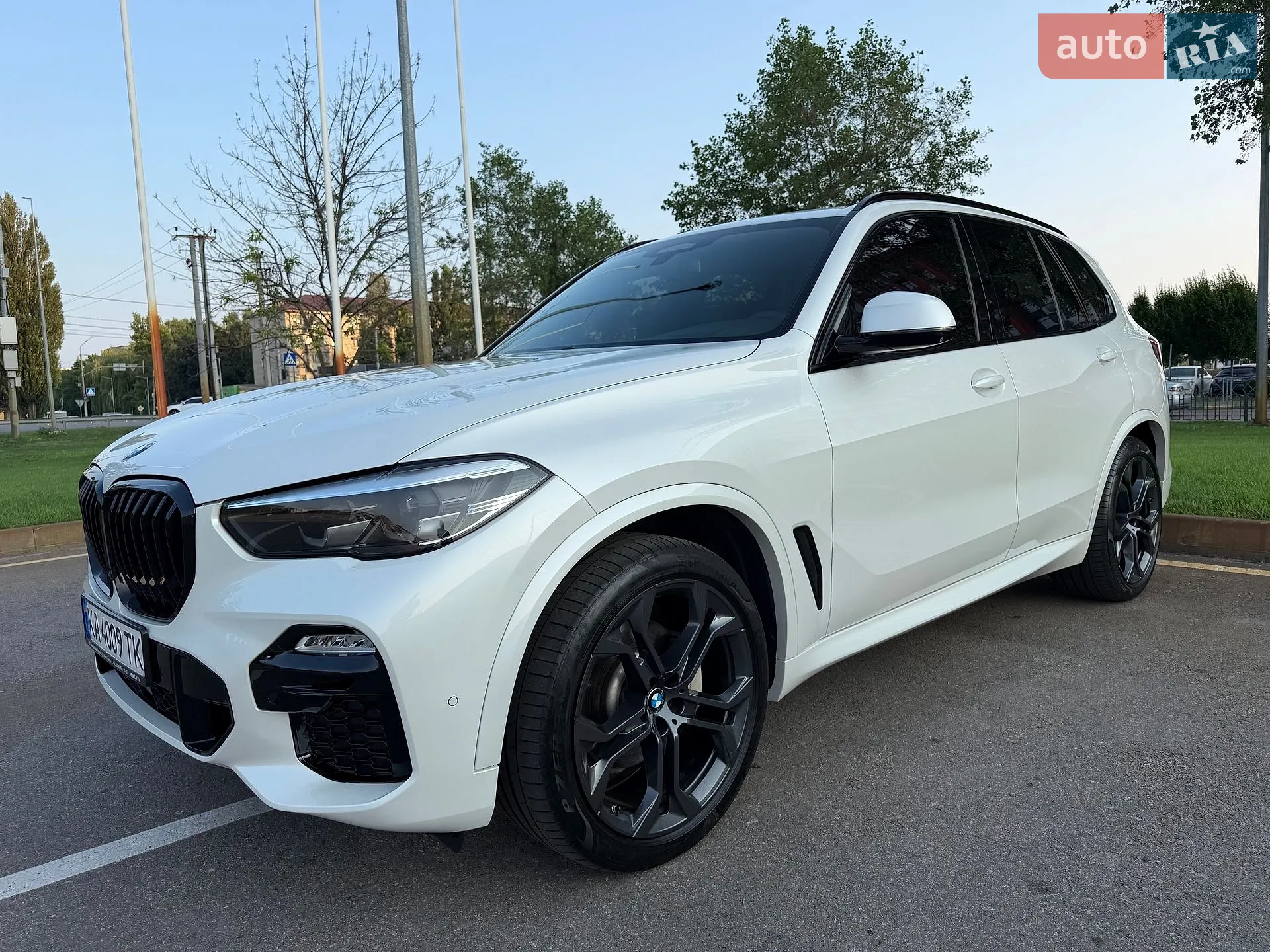 2019 BMW X5 - фото 1