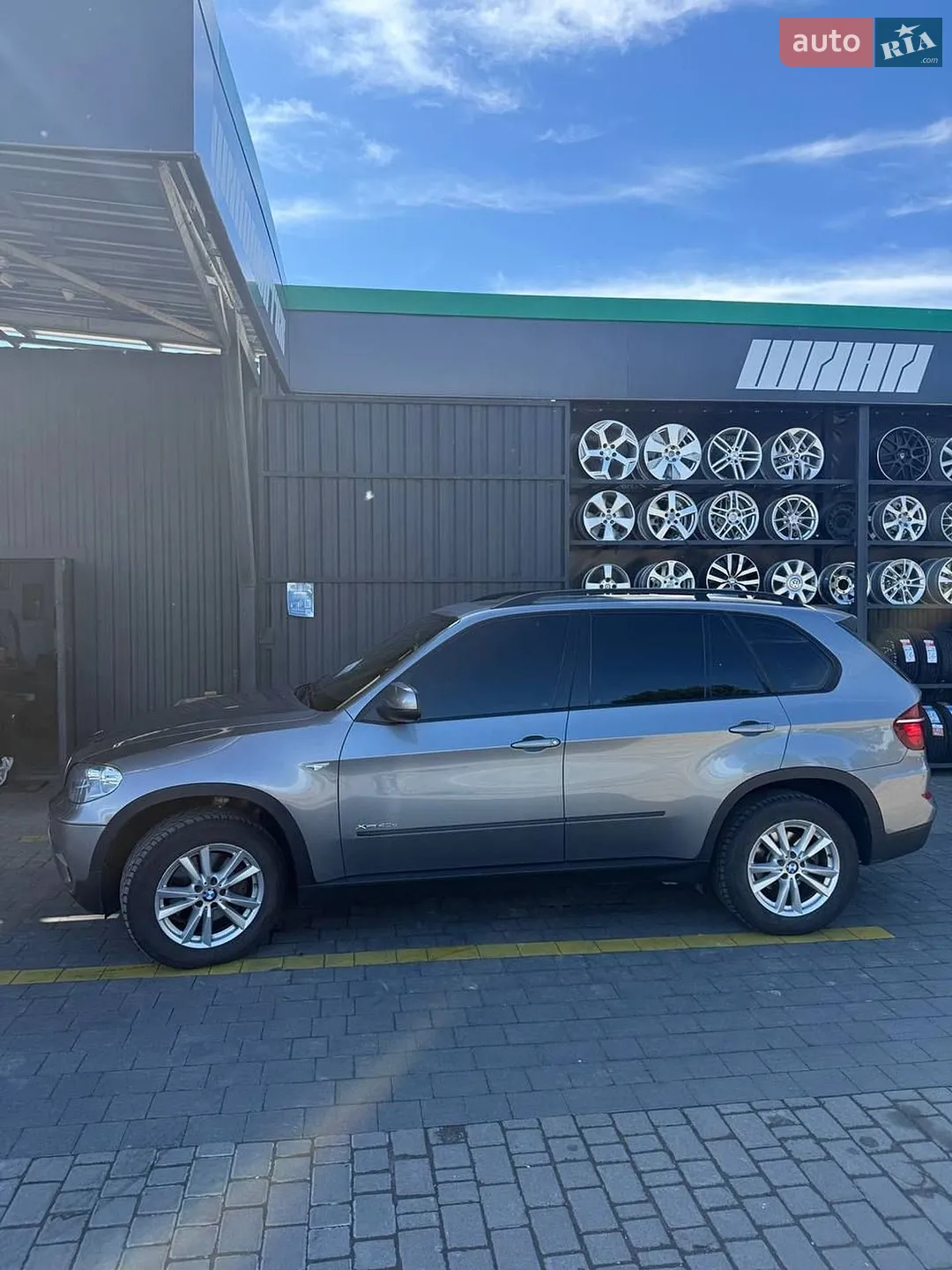 2010 BMW X5 - мініатюра 3