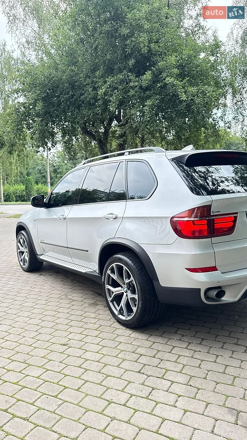 2010 BMW X5 - мініатюра 11