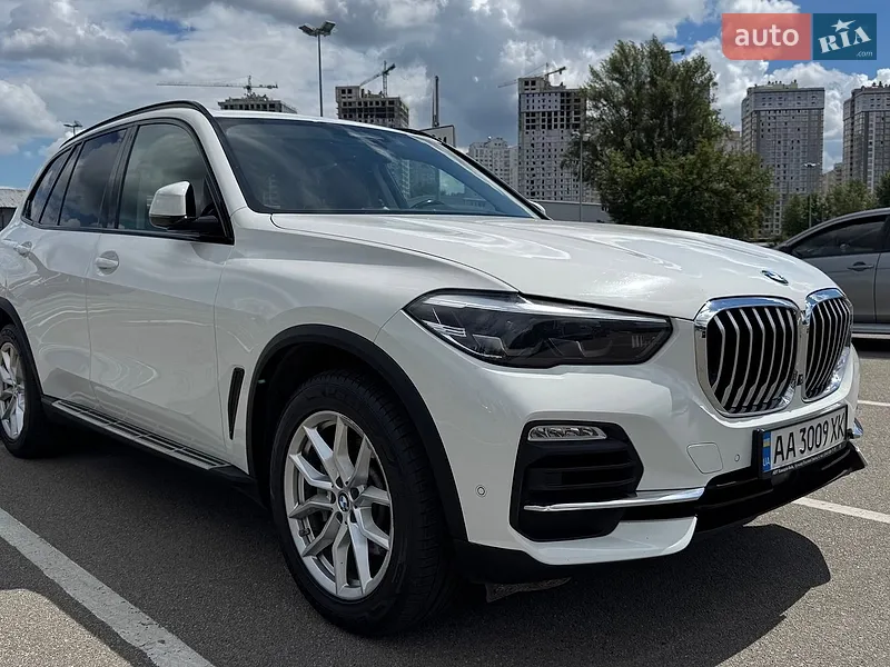BMW X5 2019