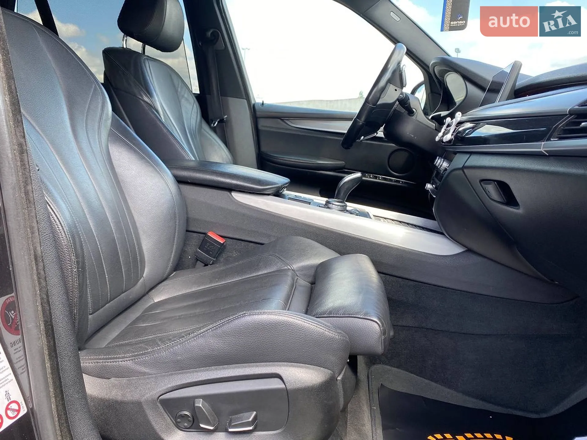 2014 BMW X5 - мініатюра 17