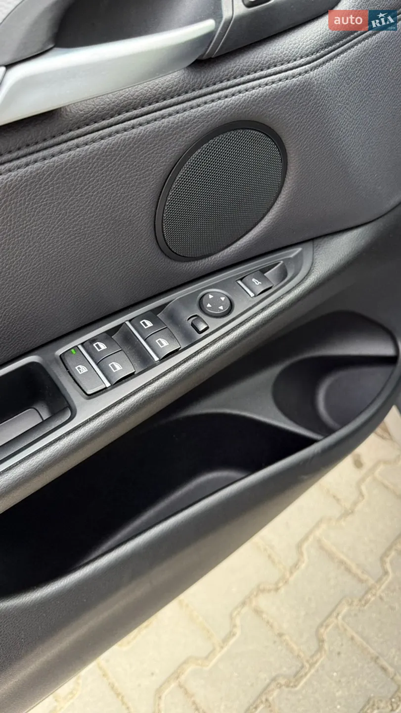 2016 BMW X5 - мініатюра 13