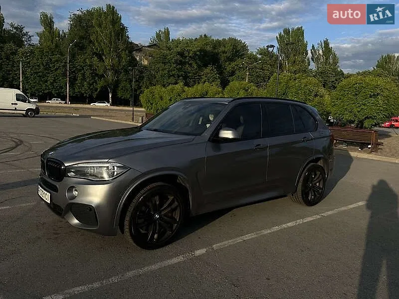 2015 BMW X5 - мініатюра 3