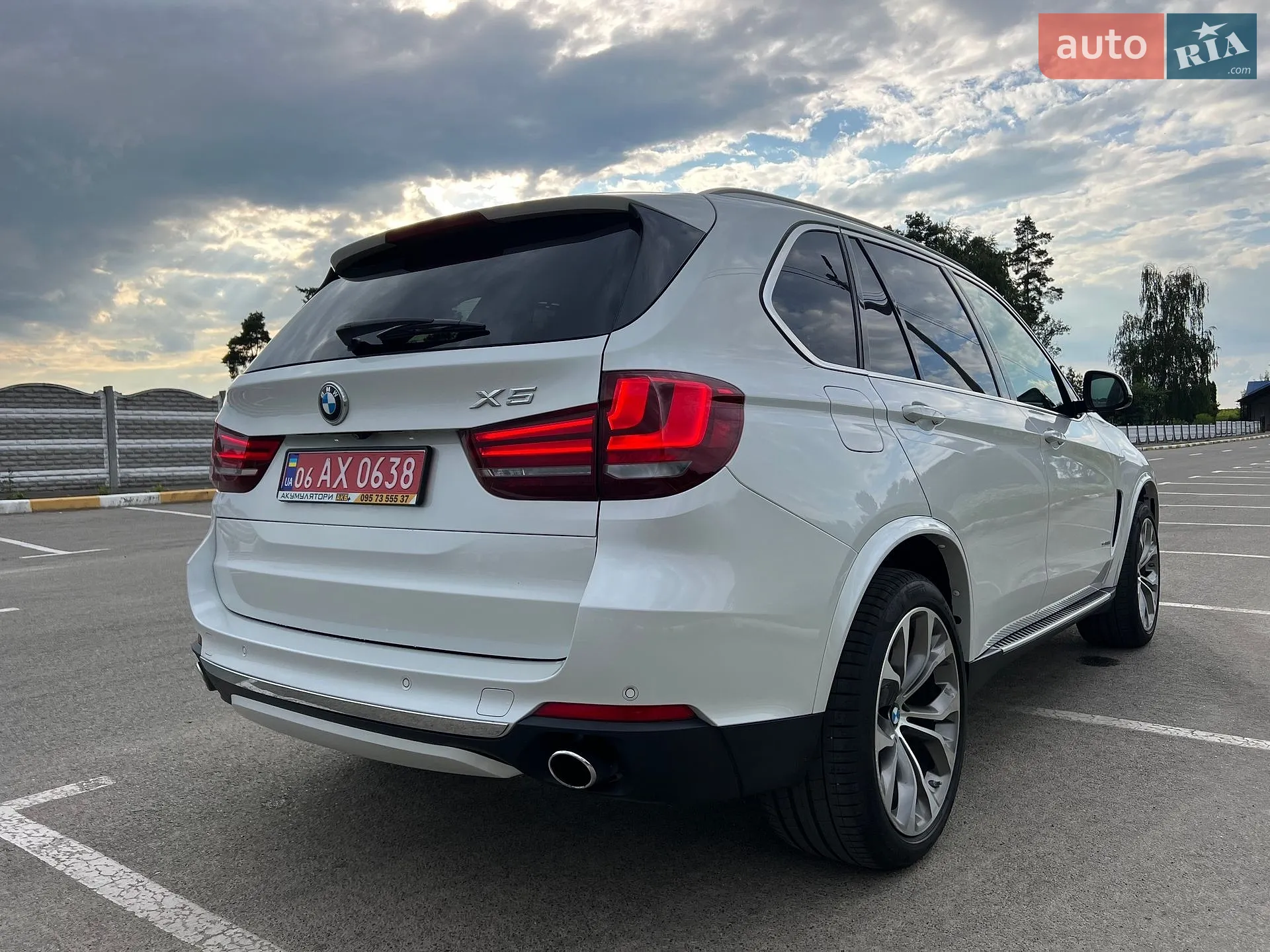2017 BMW X5 - мініатюра 16