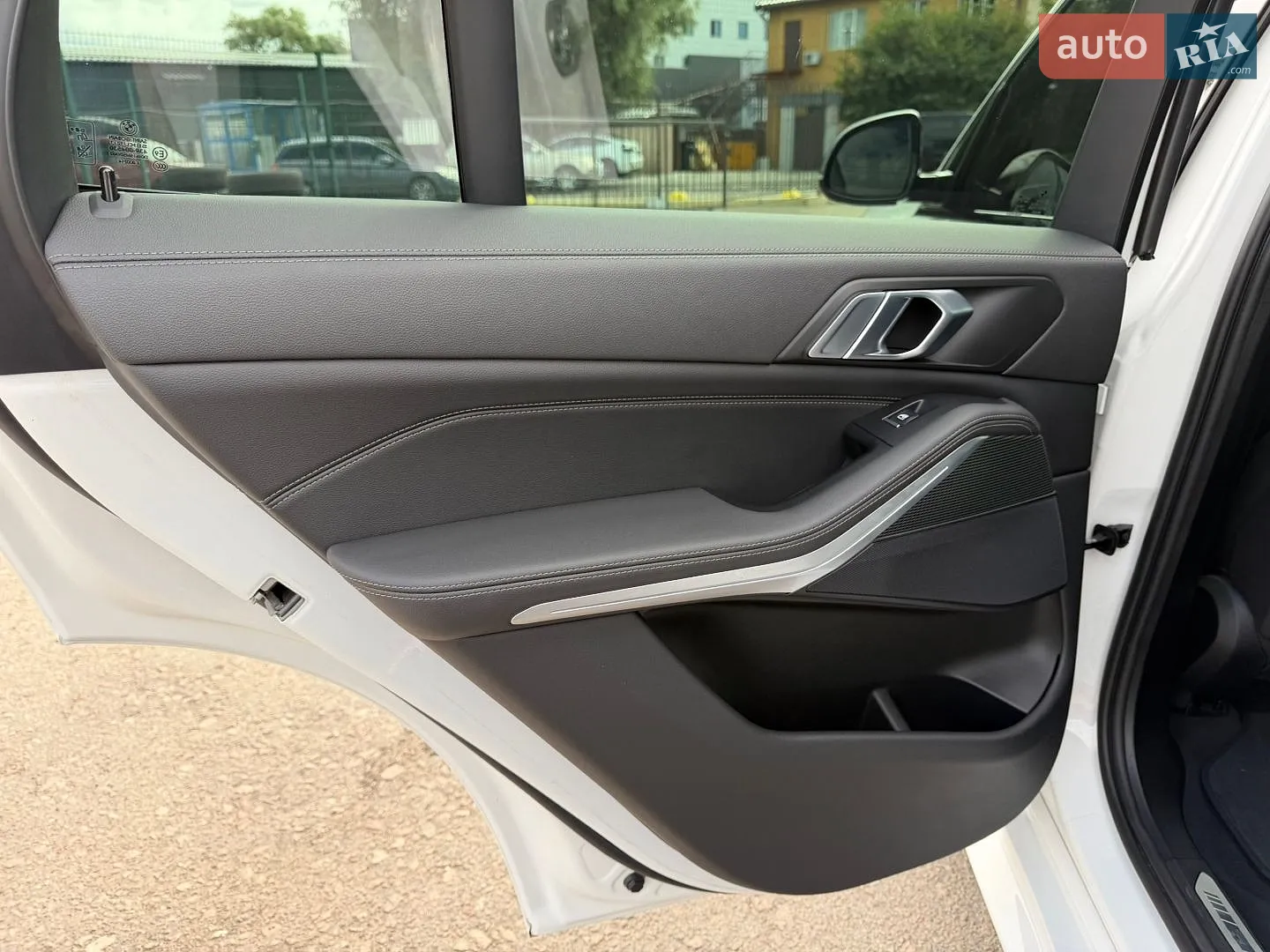 2022 BMW X5 - мініатюра 22