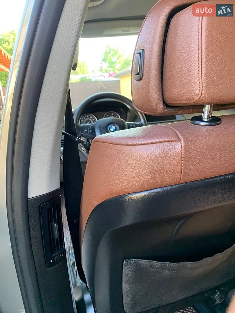 2010 BMW X5 - мініатюра 27