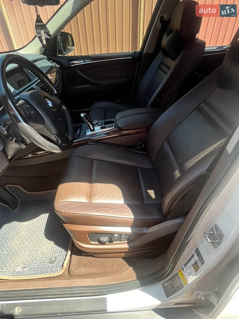 2011 BMW X5 - мініатюра 36