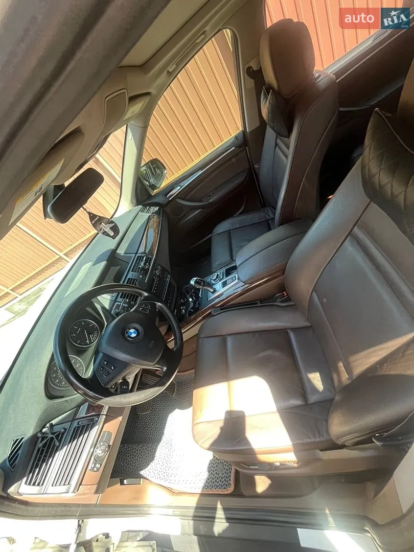 2011 BMW X5 - мініатюра 39