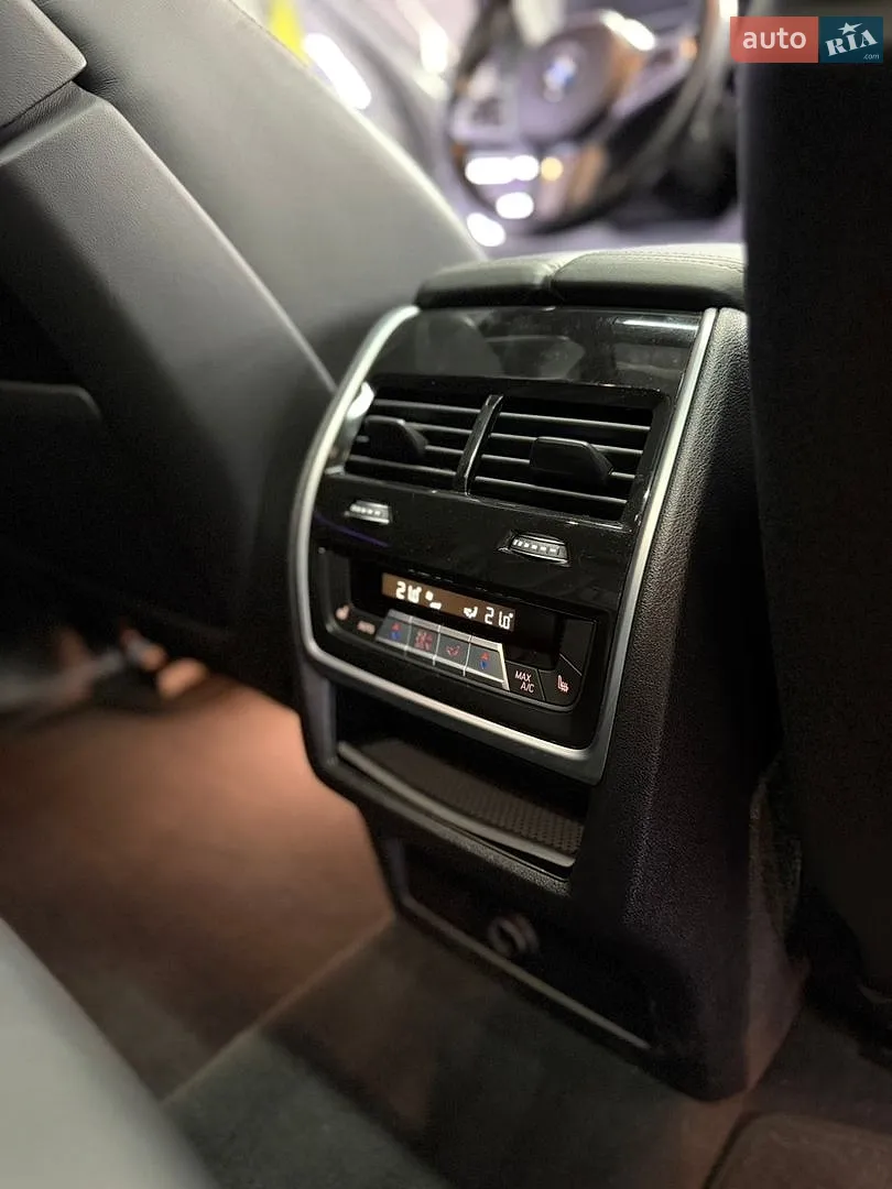 2021 BMW X5 - мініатюра 9