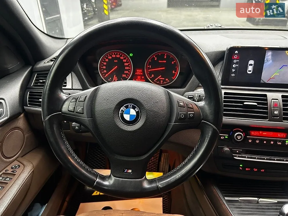 2011 BMW X5 - мініатюра 18